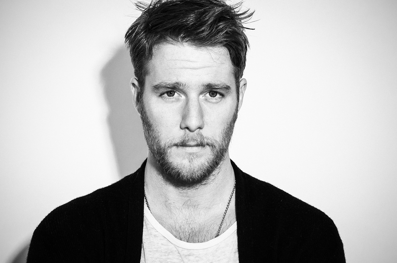 Jake MCDorman : Issue Magazine